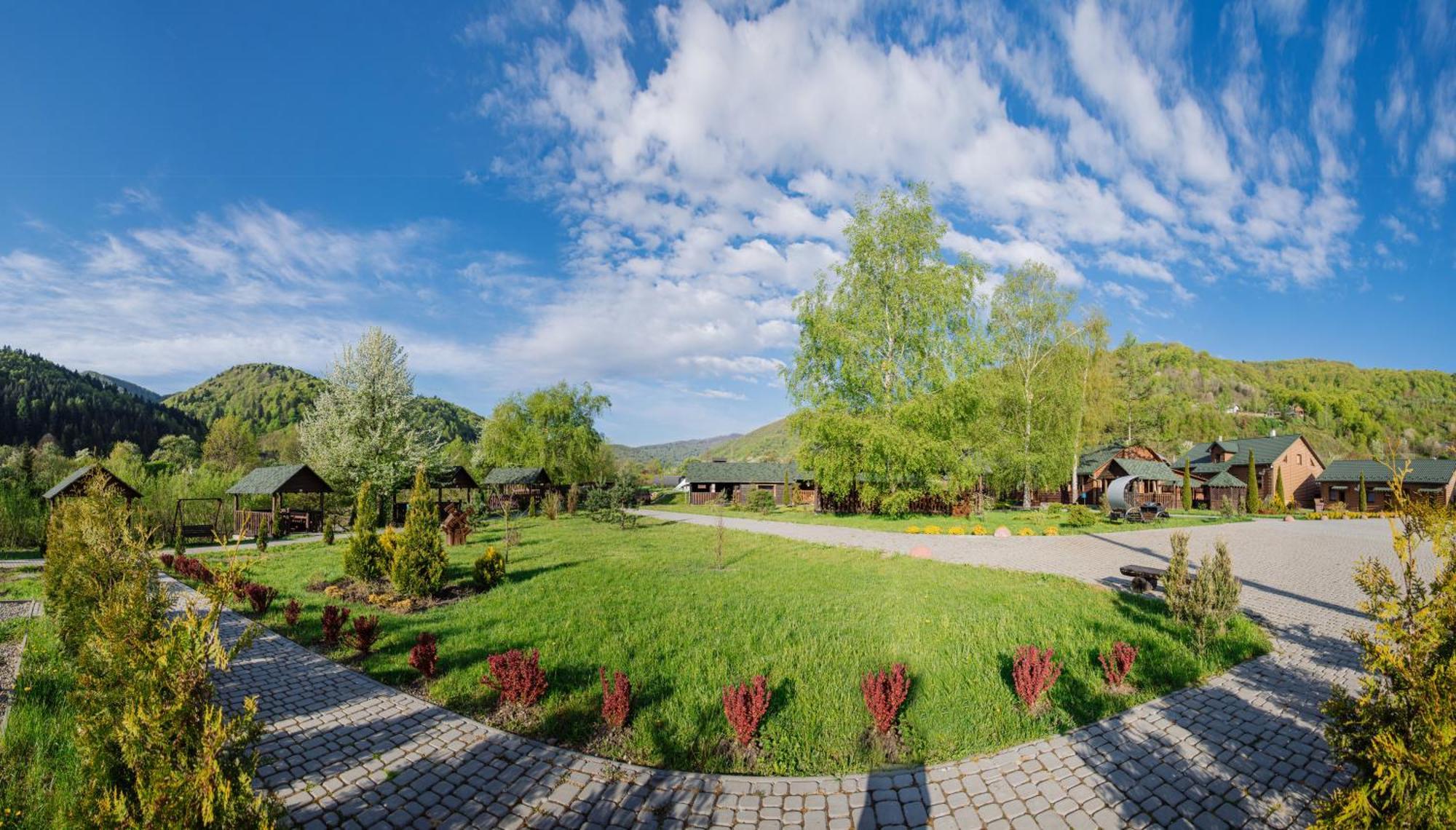Рибничанка Hotel Skhidnytsia Kültér fotó