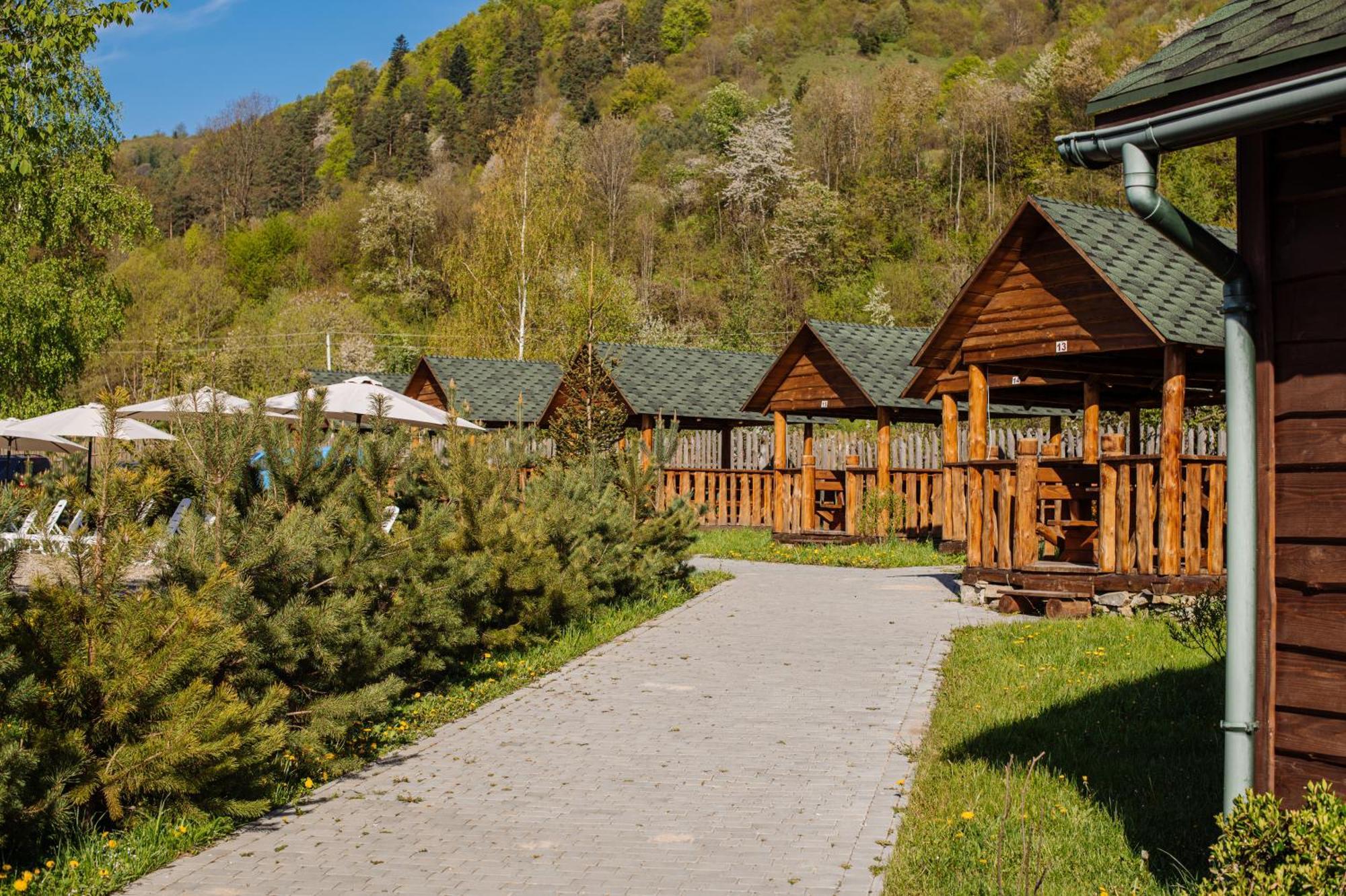 Рибничанка Hotel Skhidnytsia Kültér fotó