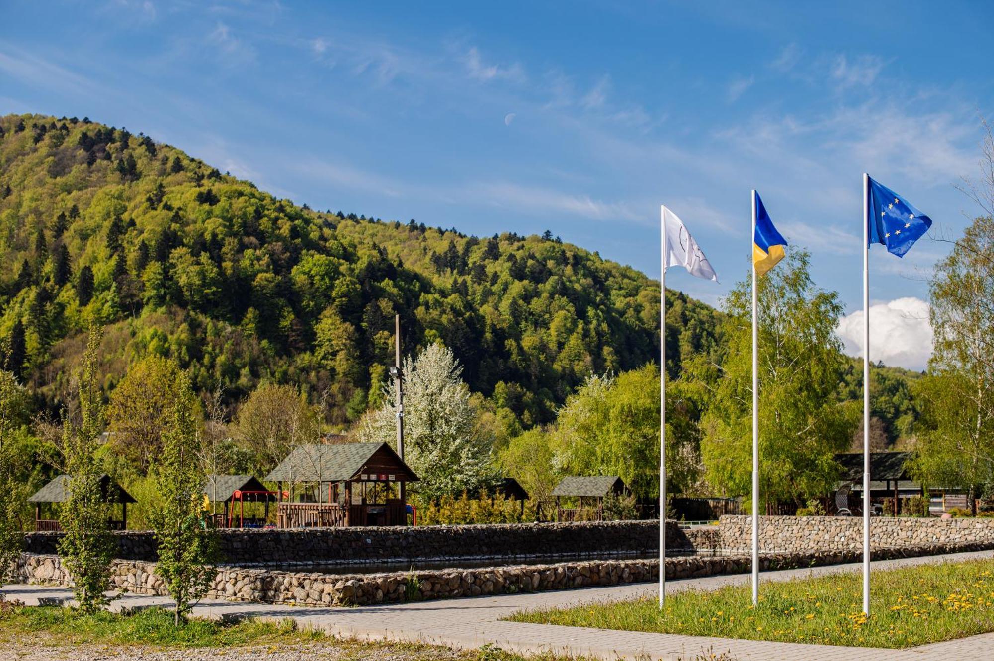 Рибничанка Hotel Skhidnytsia Kültér fotó