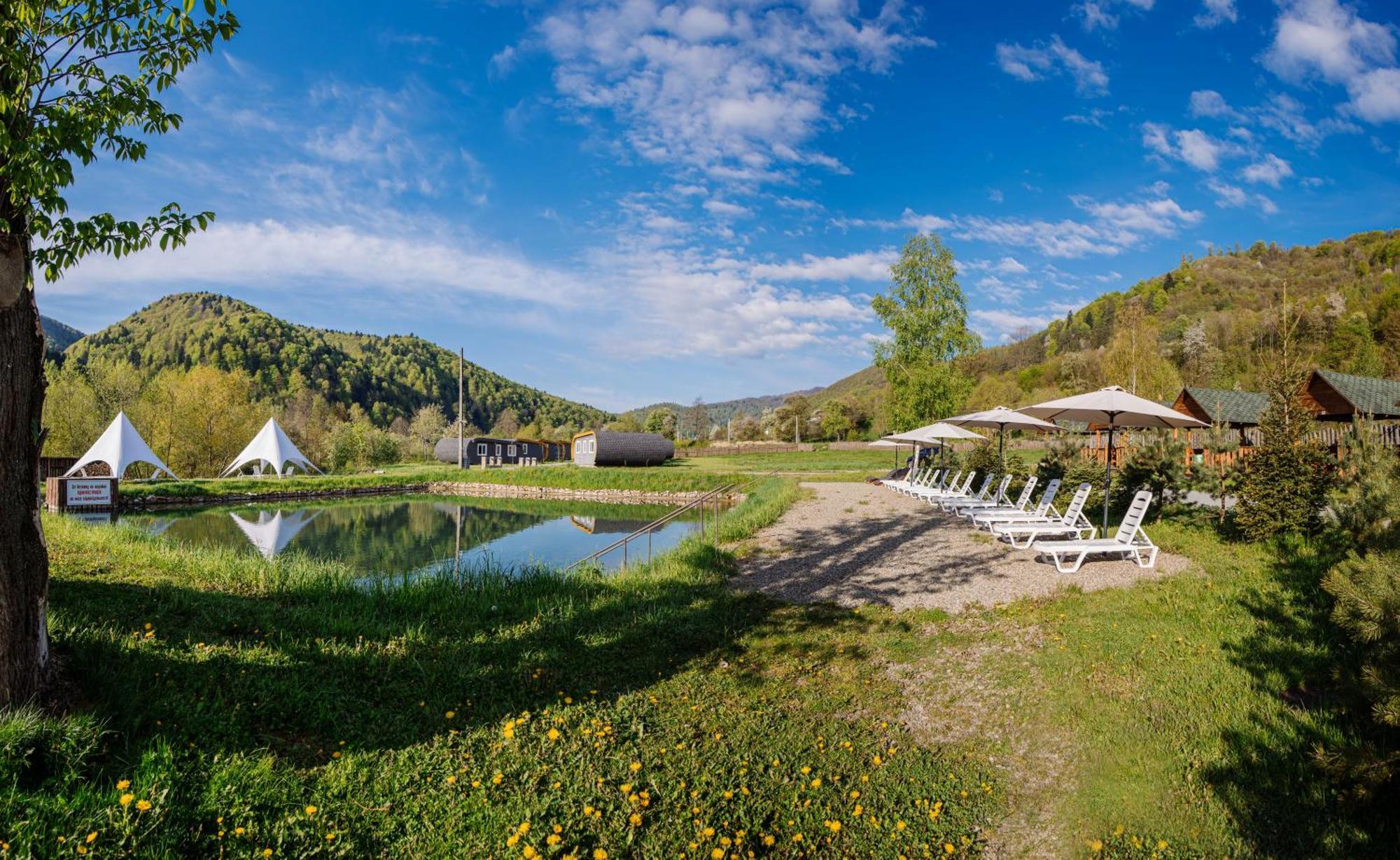 Рибничанка Hotel Skhidnytsia Kültér fotó